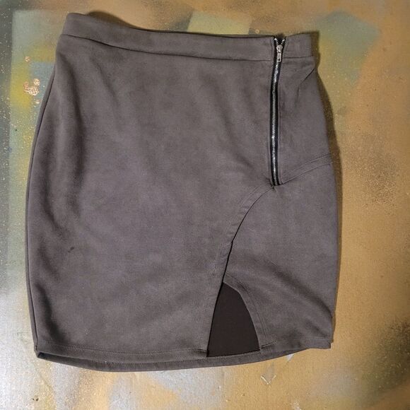 🌴ARMY GREEN mini SKIRT - Picture 2 of 2
